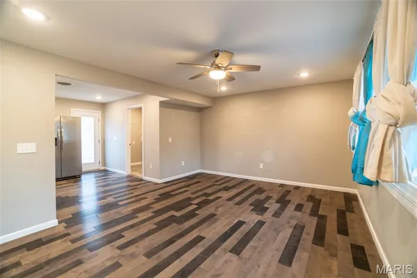 $1,995 | 204 Hillsdale Drive, Ballwin, MO 63011