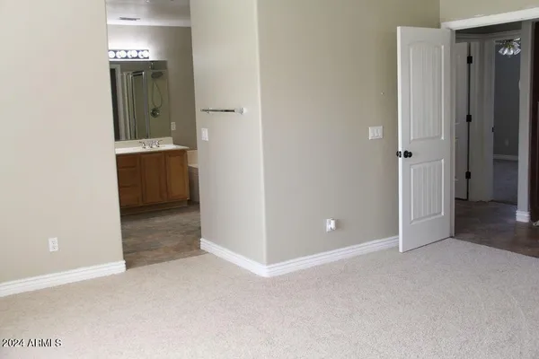 $2,950 | 6103 West Villa Theresa Drive, Glendale, AZ 85308