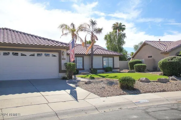 $2,950 | 6103 West Villa Theresa Drive, Glendale, AZ 85308