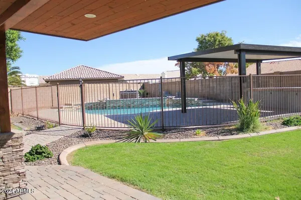 $2,950 | 6103 West Villa Theresa Drive, Glendale, AZ 85308