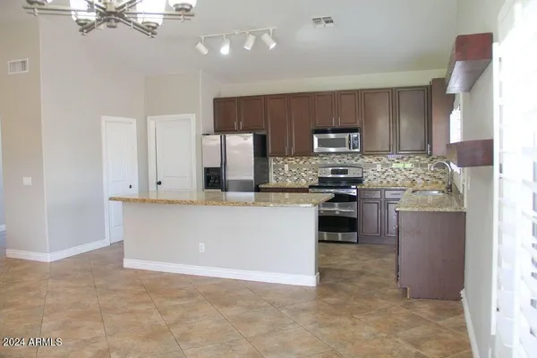 $2,950 | 6103 West Villa Theresa Drive, Glendale, AZ 85308