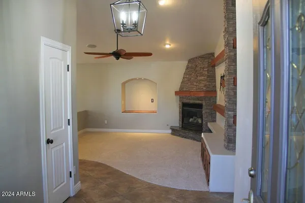 $2,950 | 6103 West Villa Theresa Drive, Glendale, AZ 85308