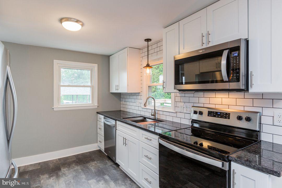 42 Harvest Road Lancaster, PA 17602 - Photo 13 of 37 Gallery Image 13