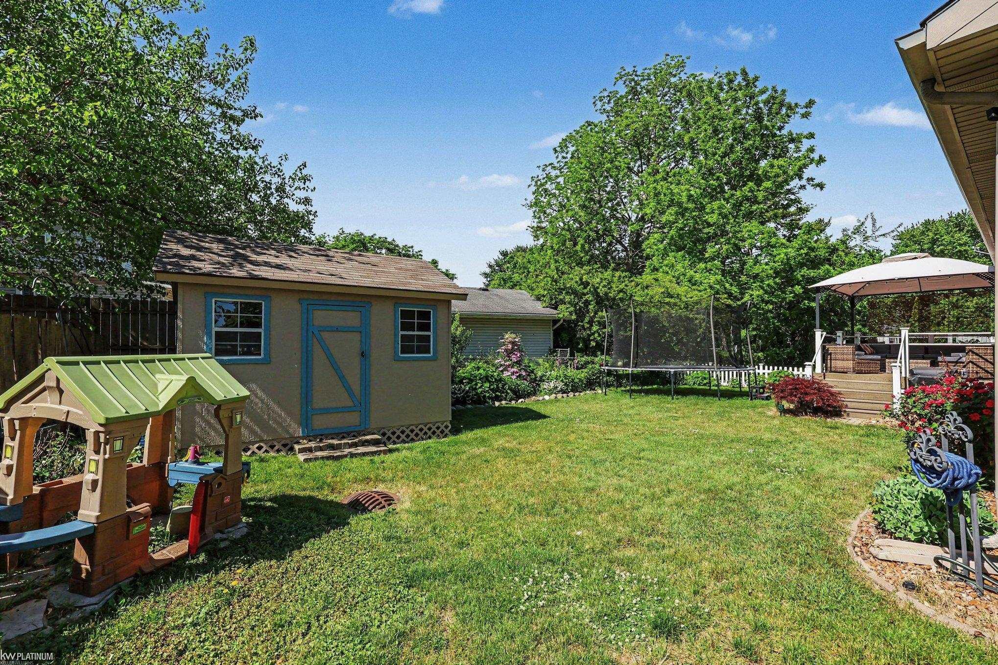 393 Pointe Tremble Road Algonac, MI 48001 - Photo 25 of 37