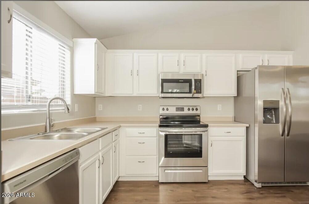 3352 East Chickadee Road Gilbert, AZ 85297 - Photo 3 of 6 5
