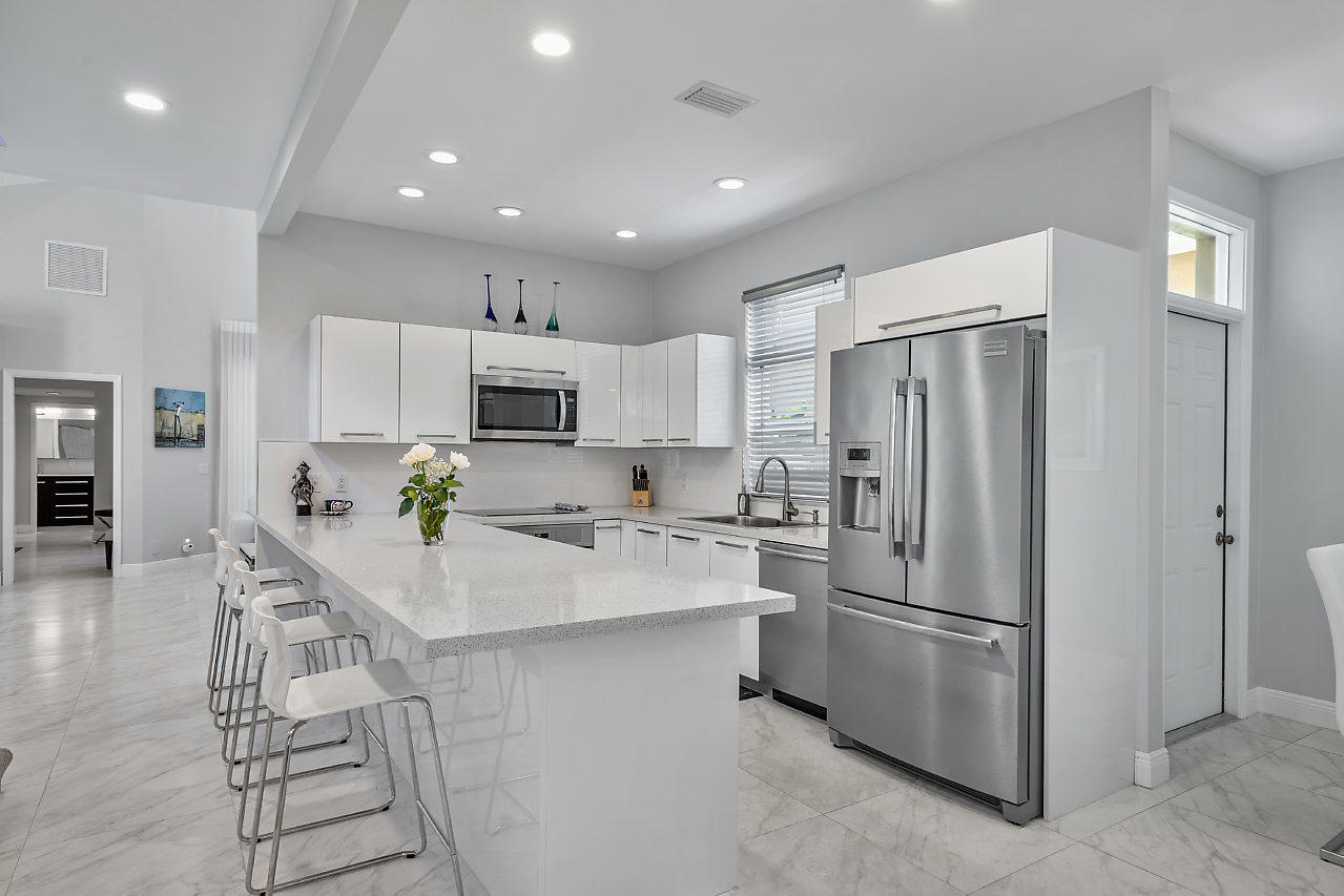 6676 Northwest 26th Way Boca Raton, FL 33496 - Photo 14 of 43 016-6676NW26thWay-BocaRaton-FL-small