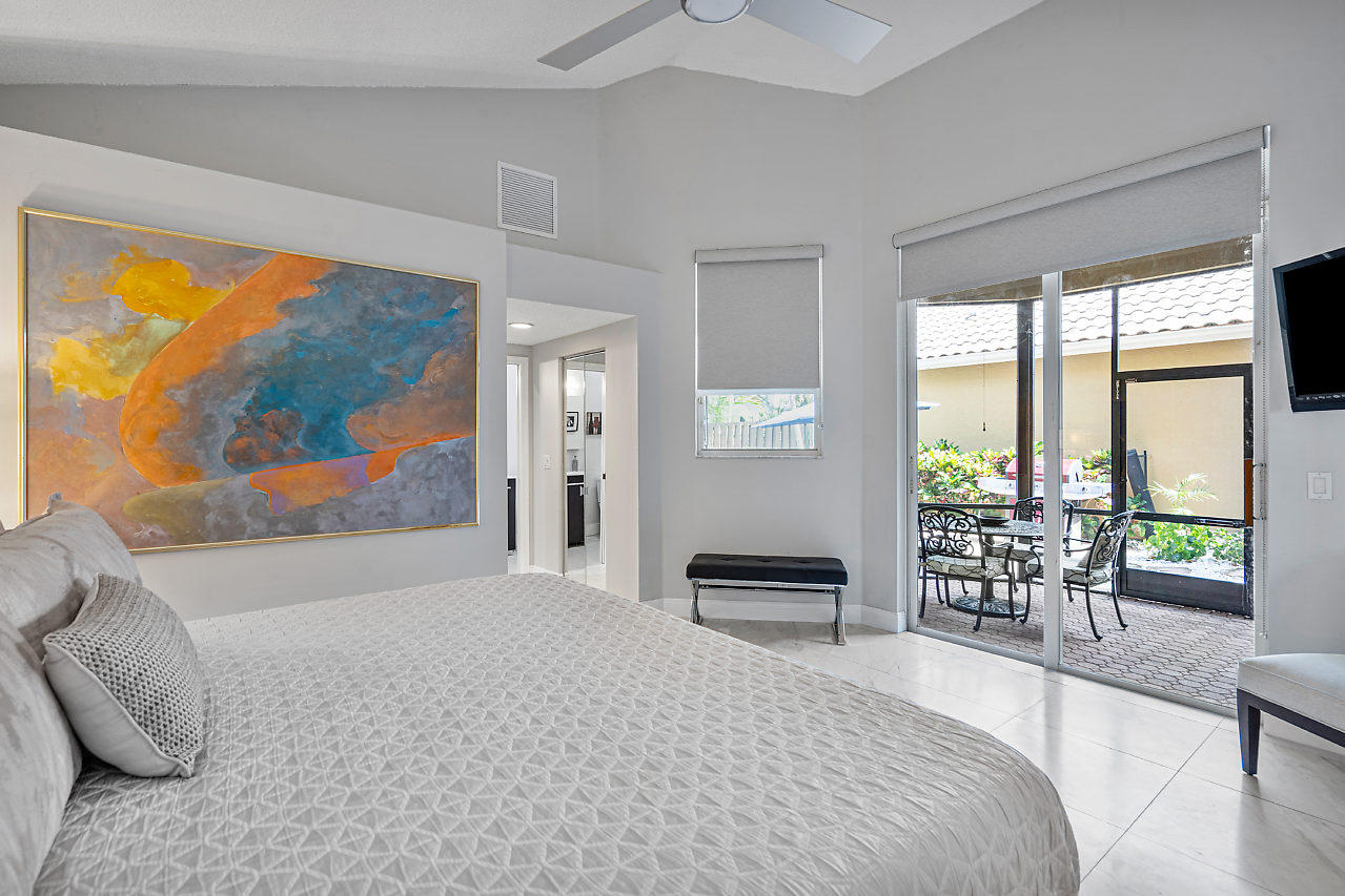 6676 Northwest 26th Way Boca Raton, FL 33496 - Photo 9 of 43 011-6676NW26thWay-BocaRaton-FL-small