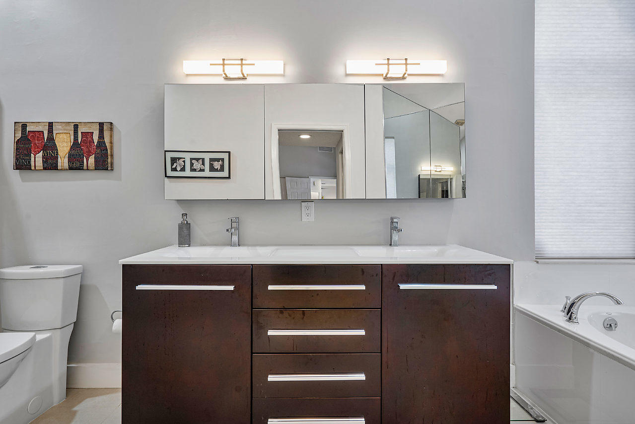 6676 Northwest 26th Way Boca Raton, FL 33496 - Photo 10 of 43 012-6676NW26thWay-BocaRaton-FL-small