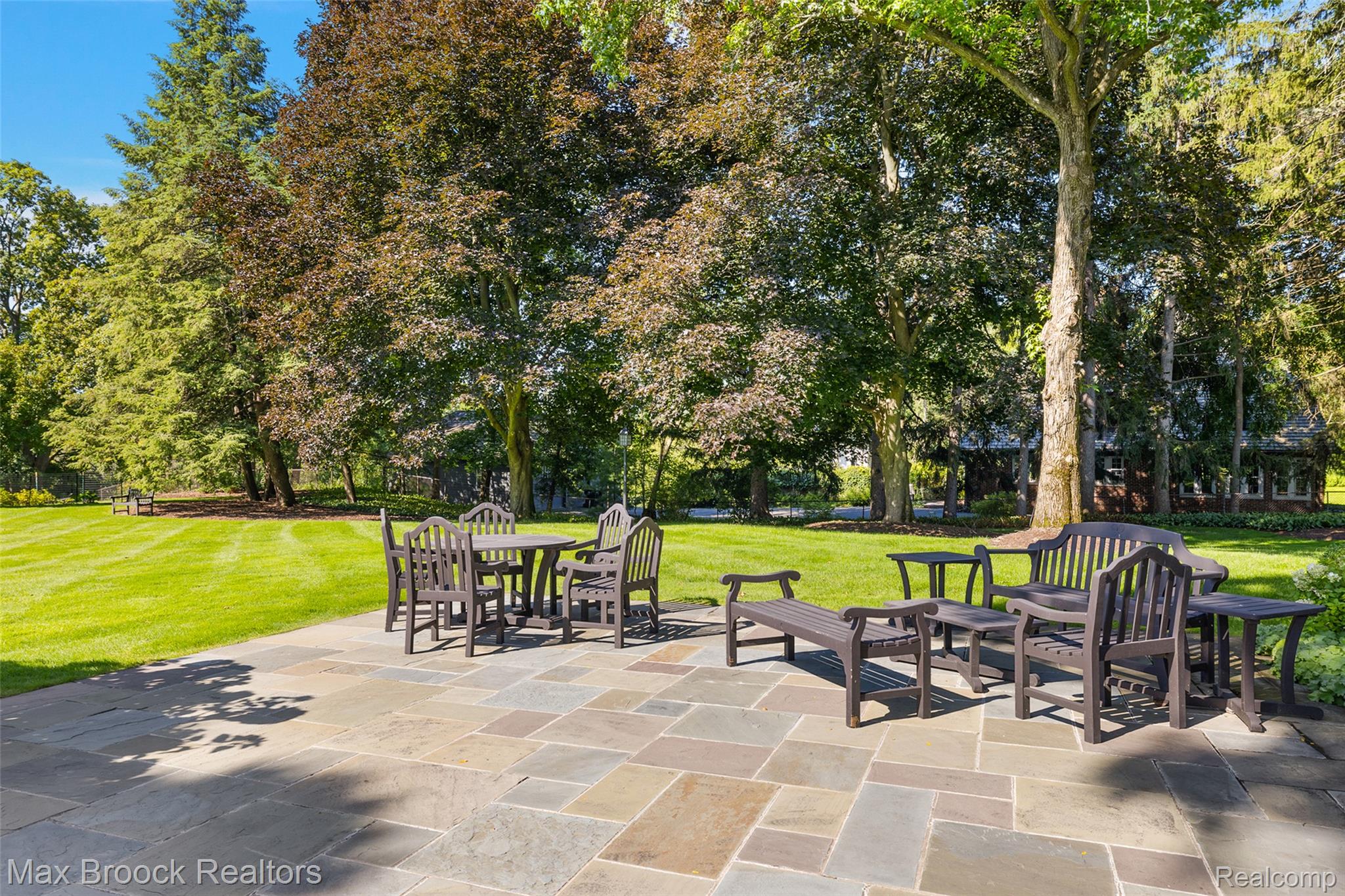 65 Lone Pine Road Bloomfield Hills, MI 48304 - Photo 52 of 63 65 Lone Pine 2026-51.jpg