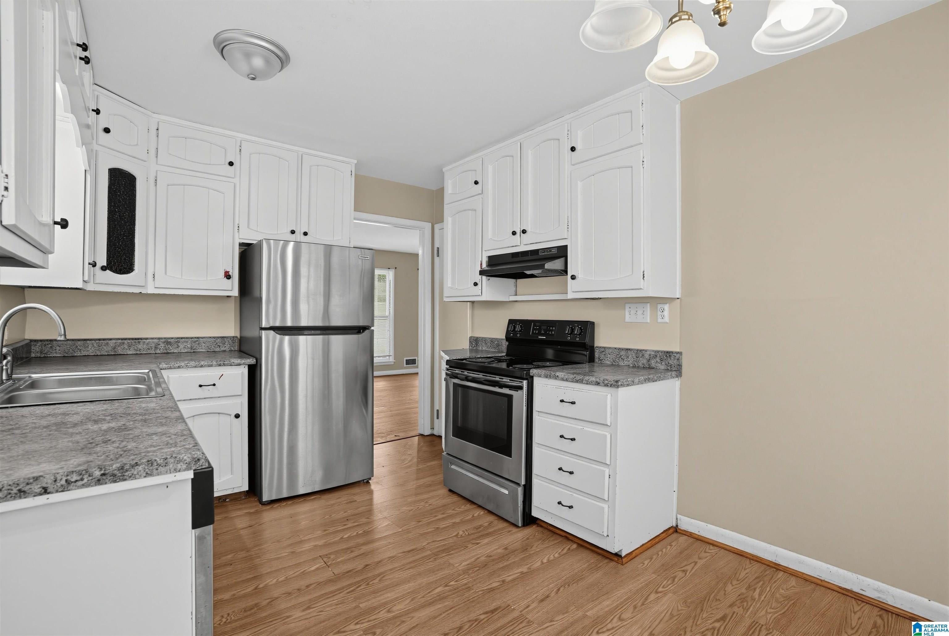 212 Red Oak Road Birmingham, AL 35206 - Photo 10 of 17 Gallery Image 10