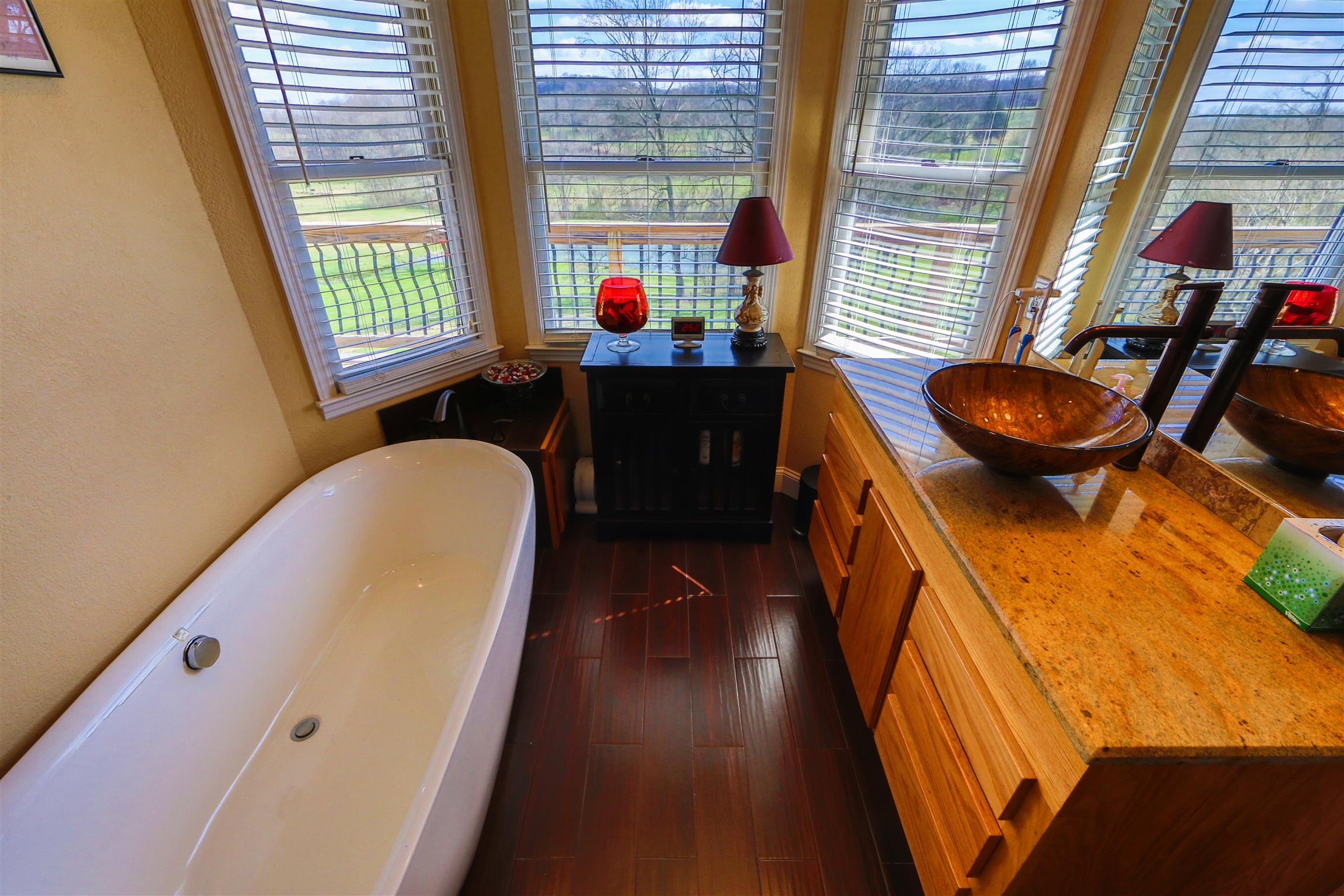 111 Medium Cemetery Road Petersburg, TN 37144 - Photo 21 of 30 Master bathroom