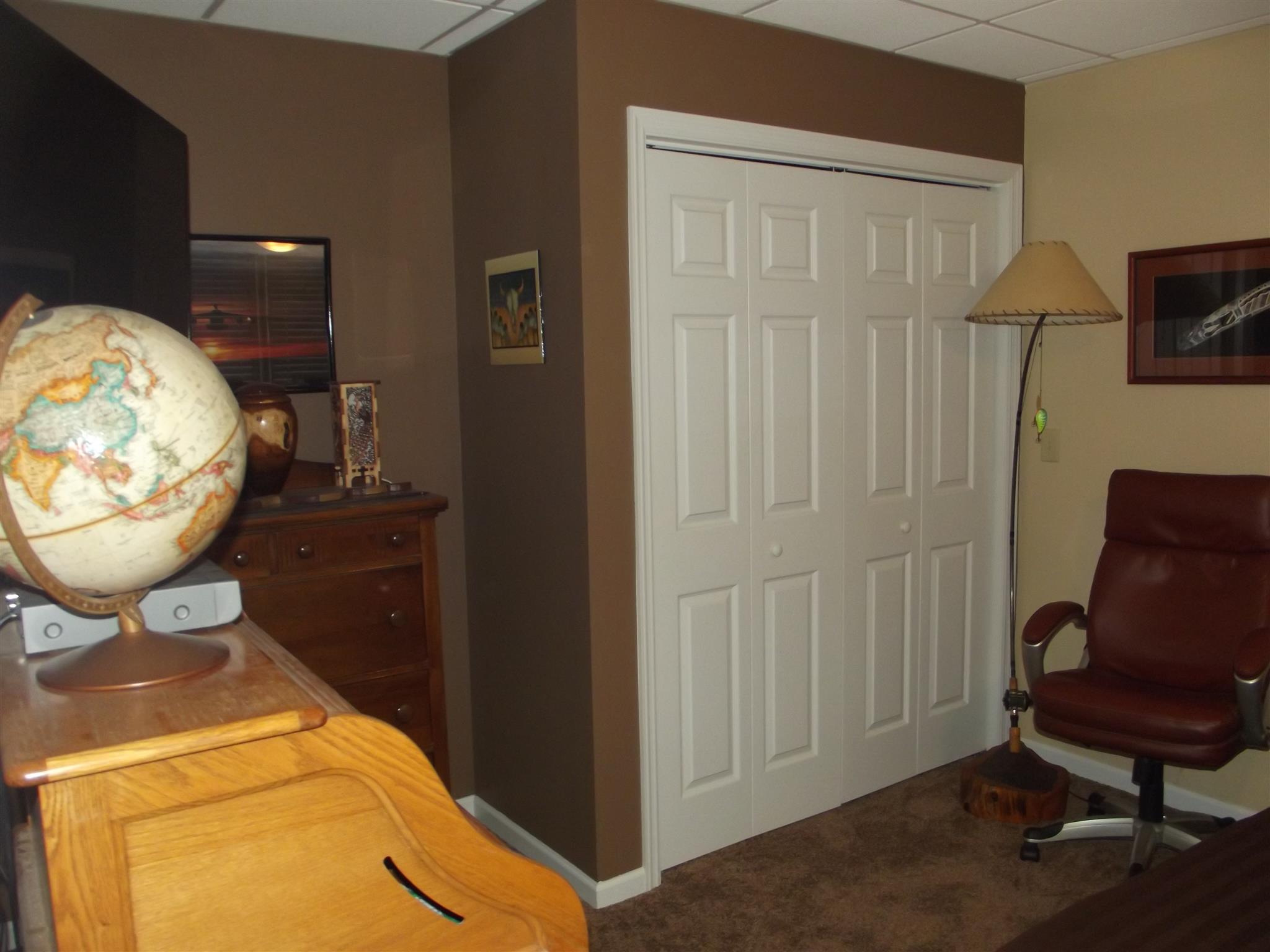 111 Medium Cemetery Road Petersburg, TN 37144 - Photo 26 of 30 Lower level bedroom closet
