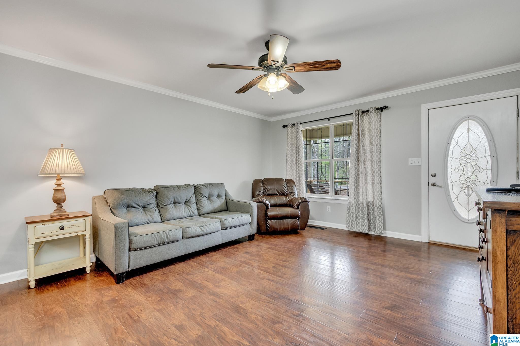 1435 Mountain Lake Road Warrior, AL 35180 - Photo 5 of 32