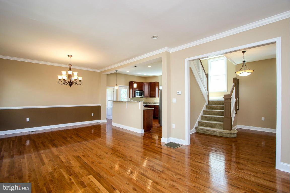 3204 Vickers Road Baltimore, MD 21216 - Photo 8 of 29 Dining Room