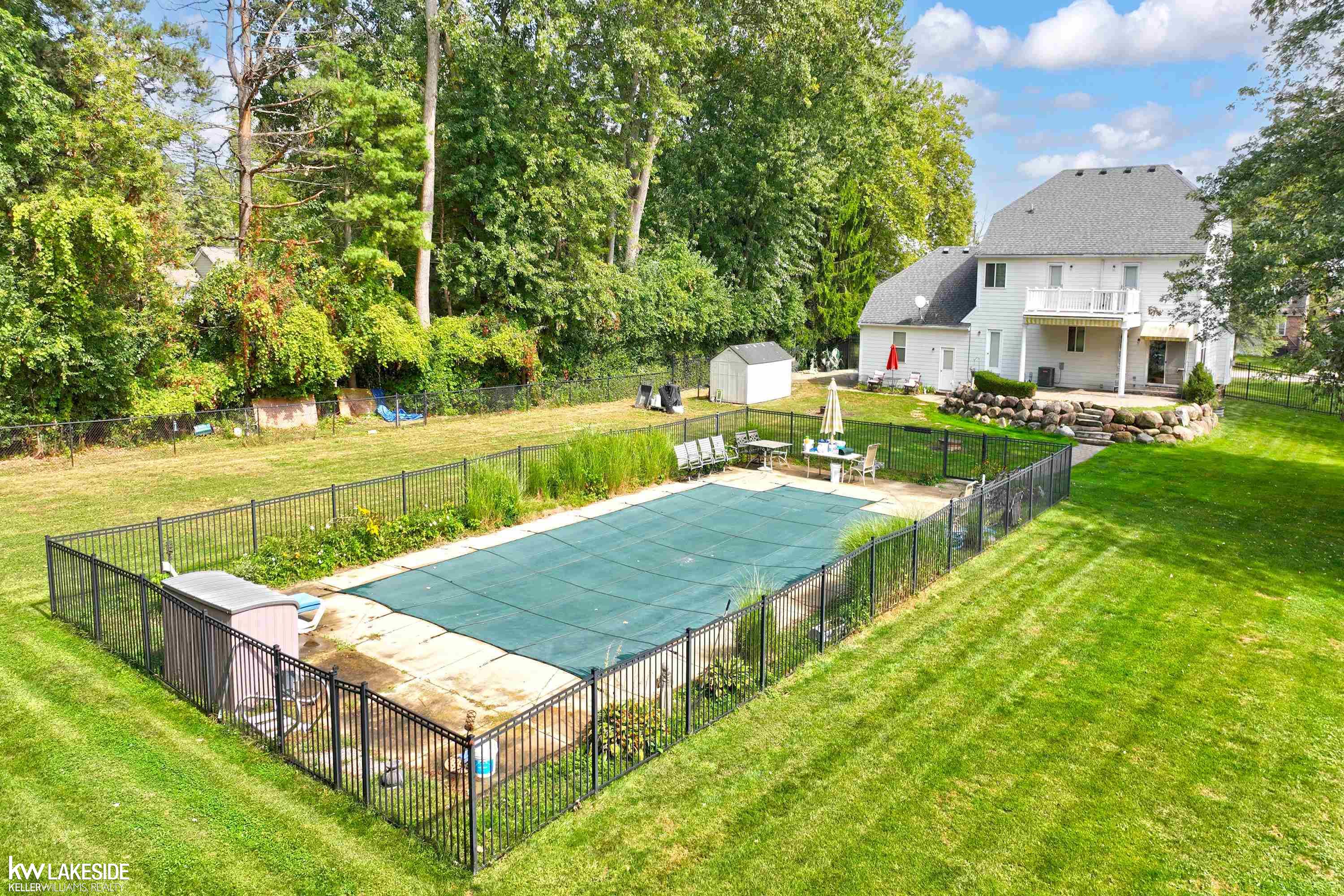 2770 Hickory Lawn Road Rochester Hills, MI 48307 - Photo 22 of 27