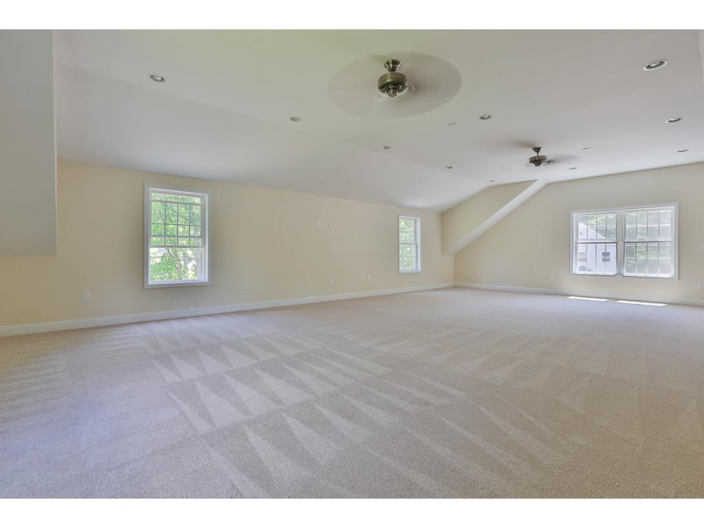 127 Shadow Lake Road Salem, NH 03079 - Photo 20 of 26