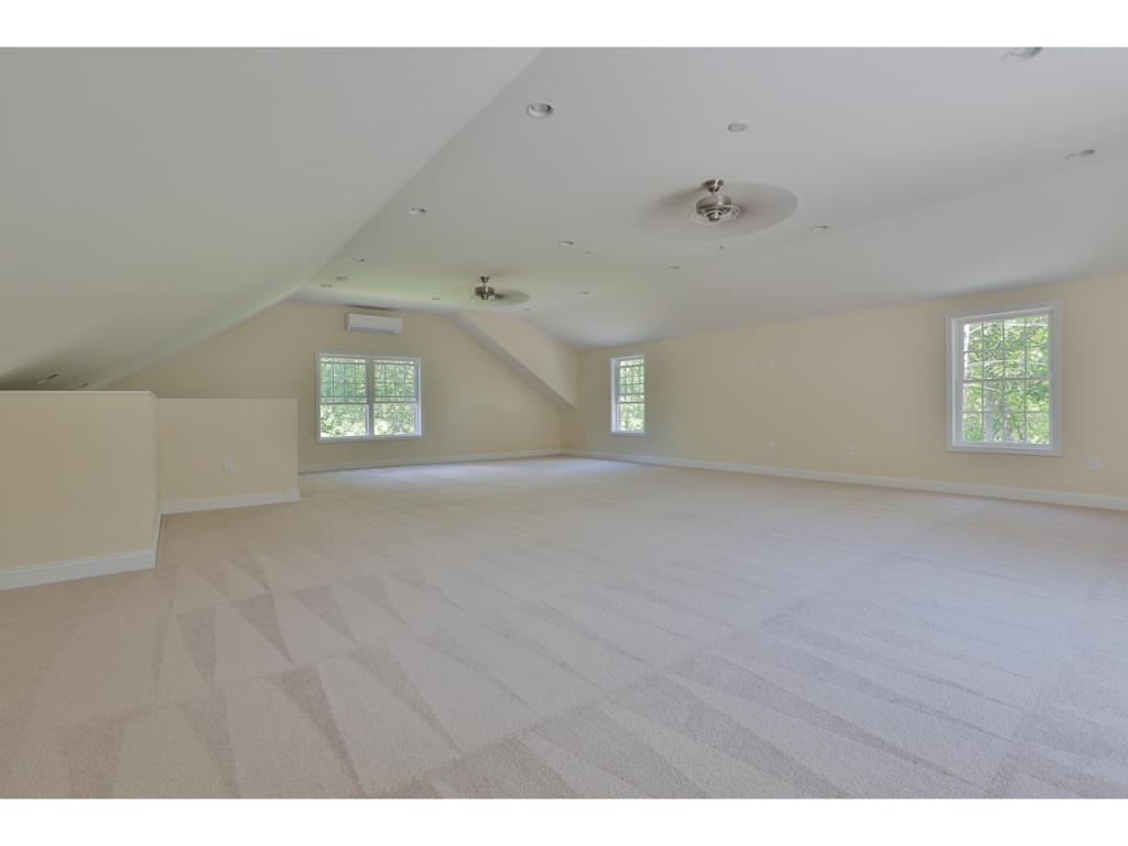 127 Shadow Lake Road Salem, NH 03079 - Photo 22 of 26