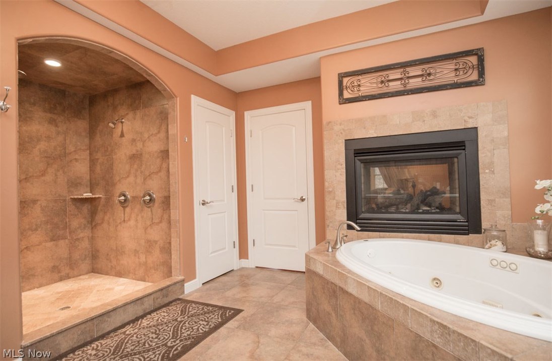6832 Kyle Ridge Pointe Canfield, OH 44406 - Photo 17 of 25 Gallery Image 17