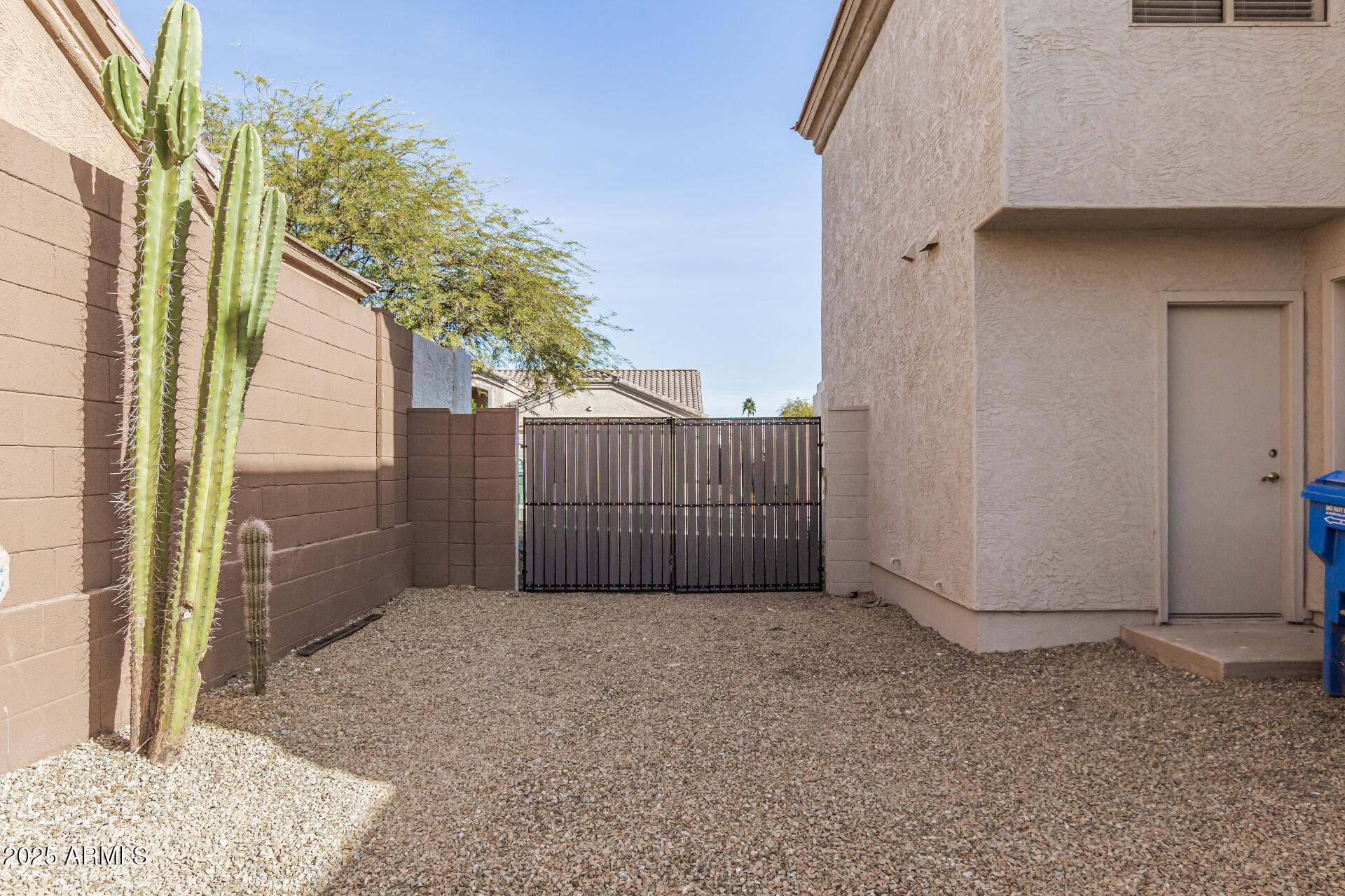 1347 East Redwood Lane Phoenix, AZ 85048 - Photo 12 of 47 46 Redwood