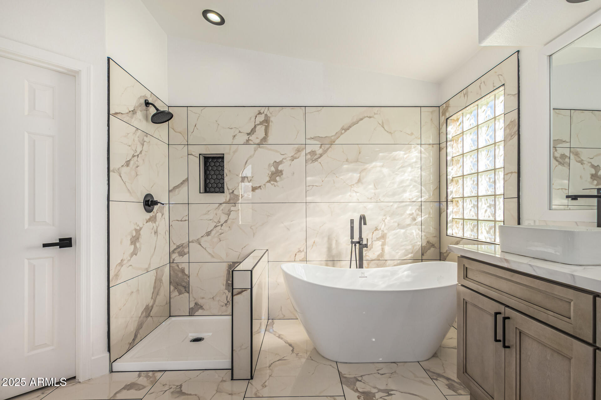 1347 East Redwood Lane Phoenix, AZ 85048 - Photo 29 of 47 22 Redwood