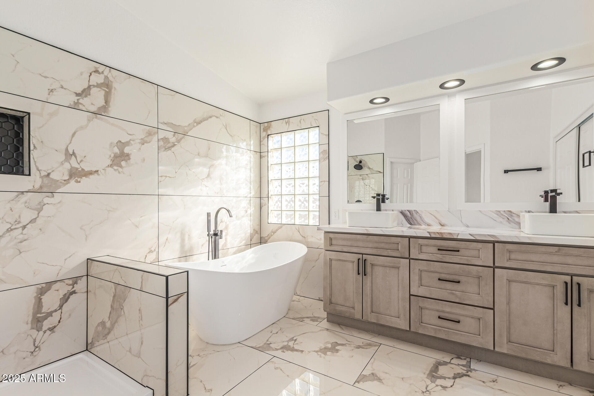 1347 East Redwood Lane Phoenix, AZ 85048 - Photo 30 of 47 21 Redwood