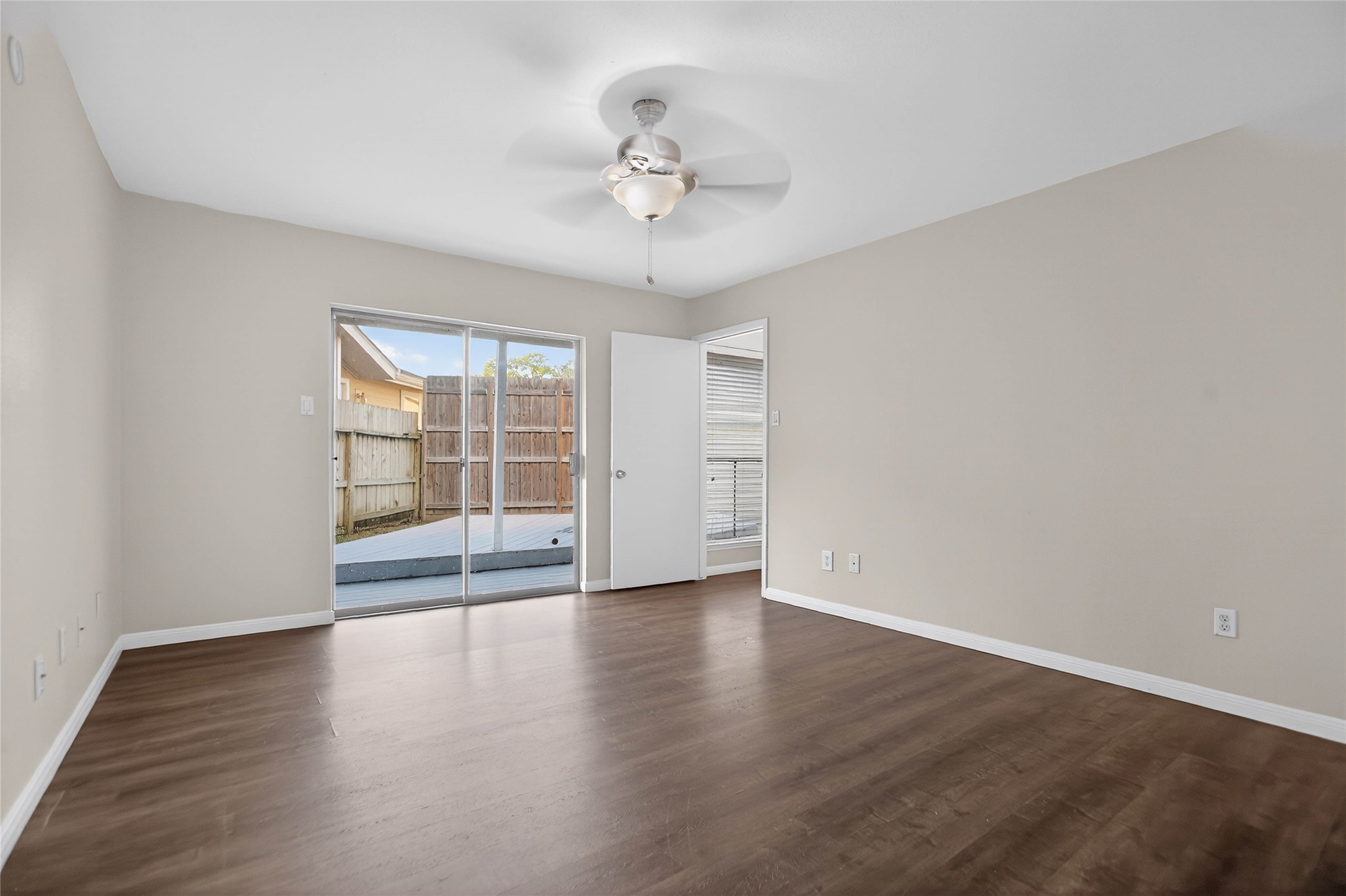 88 Lakeview Village Conroe, TX 77356 - Photo 28 of 50