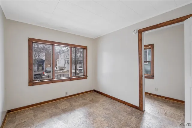 $1,500 | 68 Ontario Street, Oswego, NY 13126