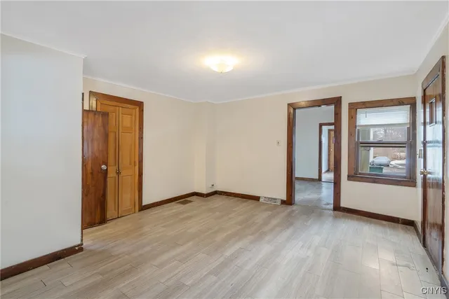 $1,500 | 68 Ontario Street, Oswego, NY 13126