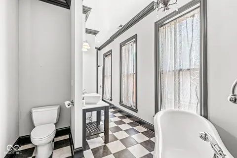 $750,000 | 331 North East Street, Indianapolis, IN 46202