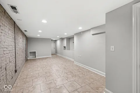 $750,000 | 331 North East Street, Indianapolis, IN 46202