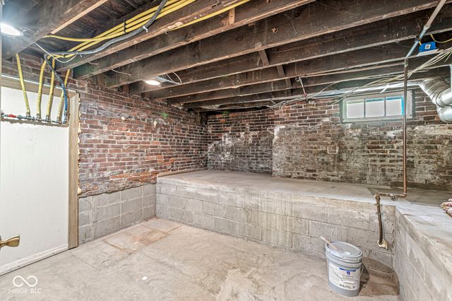 $750,000 | 331 North East Street, Indianapolis, IN 46202