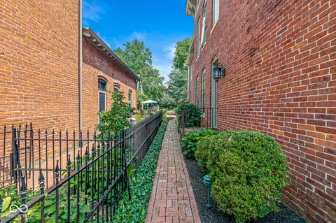 $750,000 | 331 North East Street, Indianapolis, IN 46202