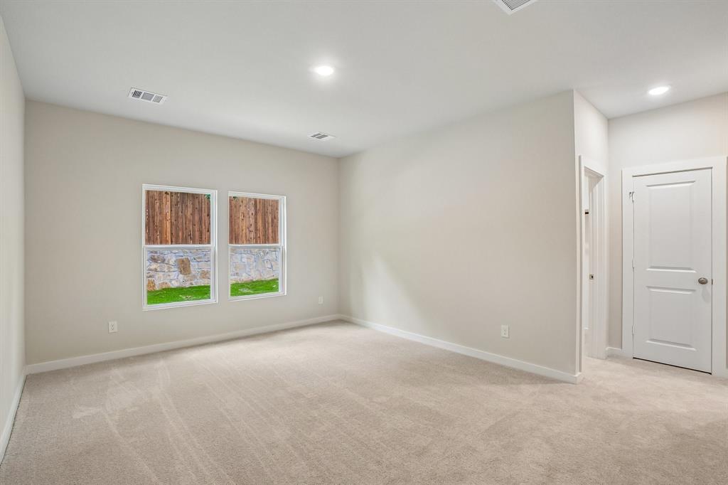 369 Declan Street Springtown, TX 76082 - Photo 27 of 37