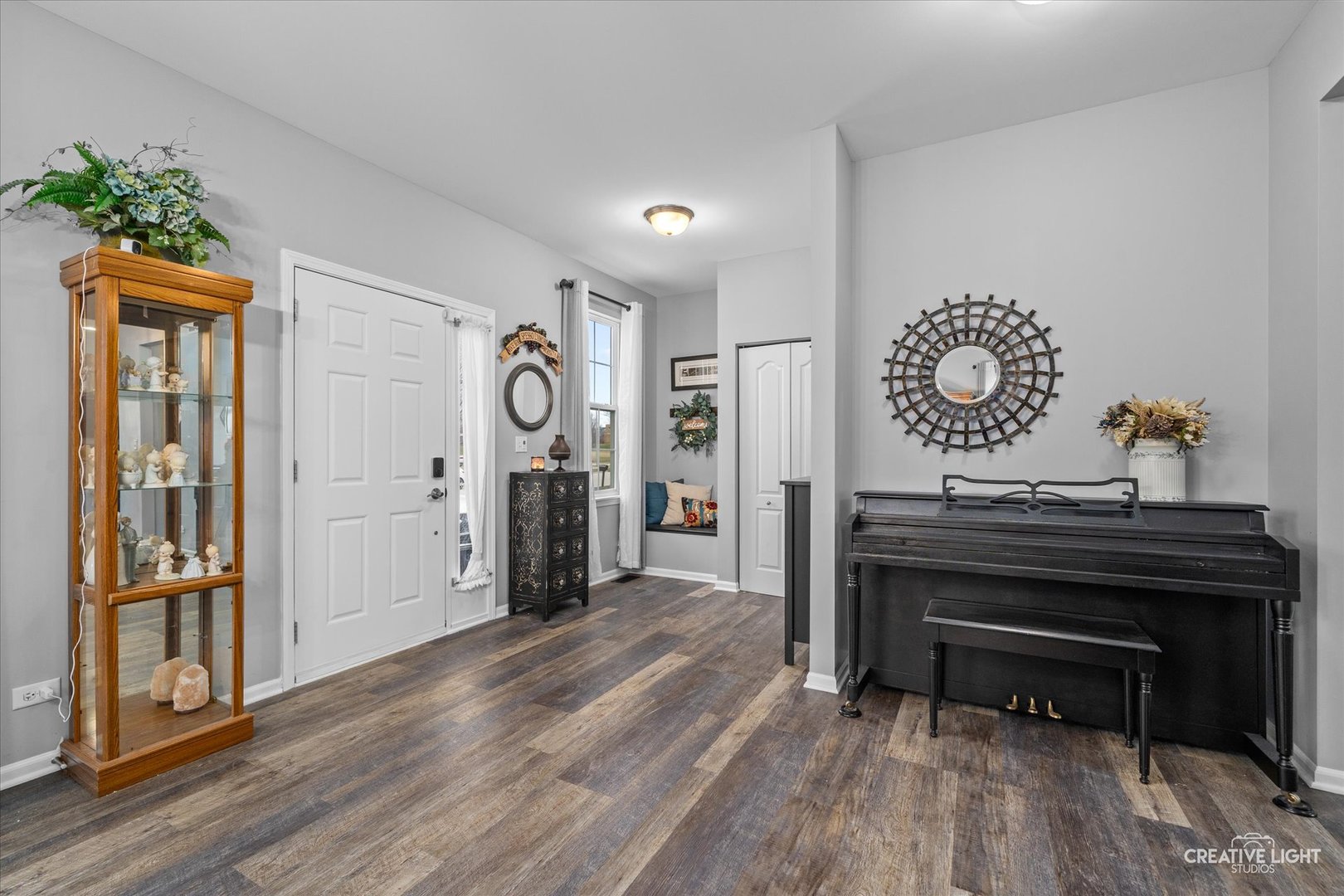 4303 Schofield Drive Oswego, IL 60543 - Photo 5 of 44