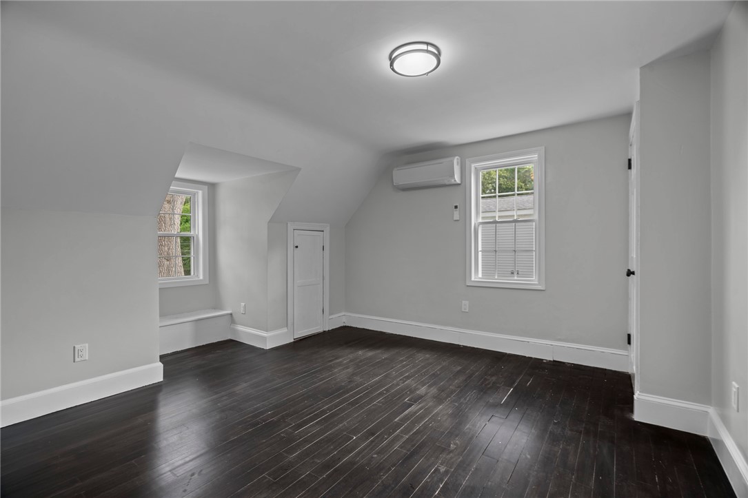 78 Viewesta Road Warwick, RI 02886 - Photo 20 of 29