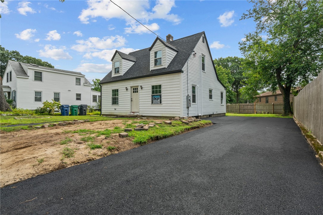 78 Viewesta Road Warwick, RI 02886 - Photo 3 of 29