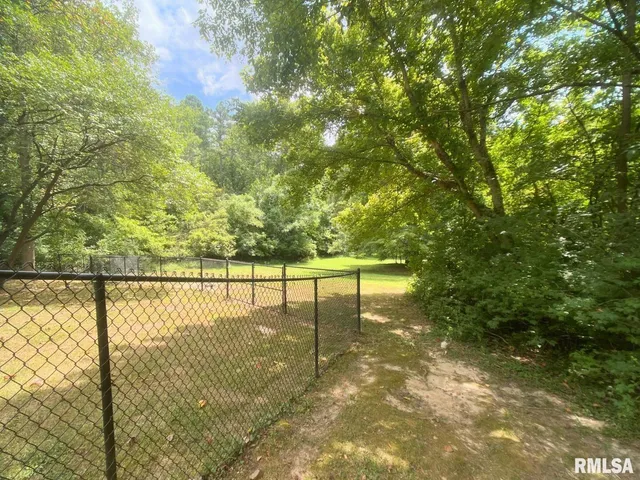 $249,000 | 8994 Old Highway 13, Murphysboro, IL 62966