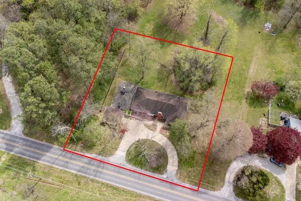 $239,000 | 8994 Old Highway 13, Murphysboro, IL 62966