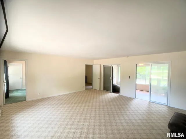 $249,000 | 8994 Old Highway 13, Murphysboro, IL 62966