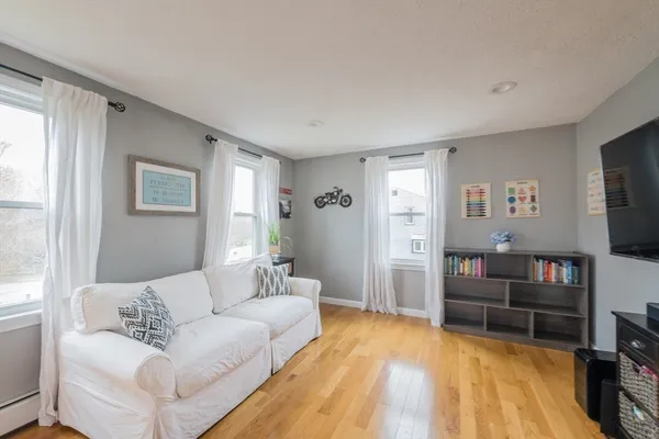 $625,000 | 18 Cherrywood Circle, Plymouth, MA 02360