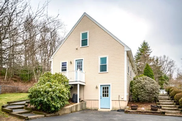 $625,000 | 18 Cherrywood Circle, Plymouth, MA 02360