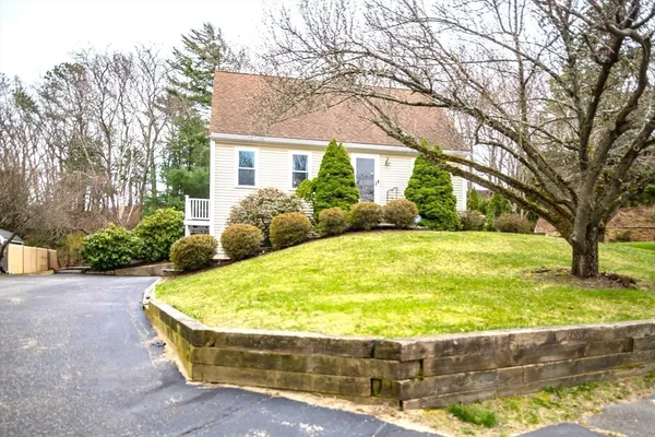 $625,000 | 18 Cherrywood Circle, Plymouth, MA 02360