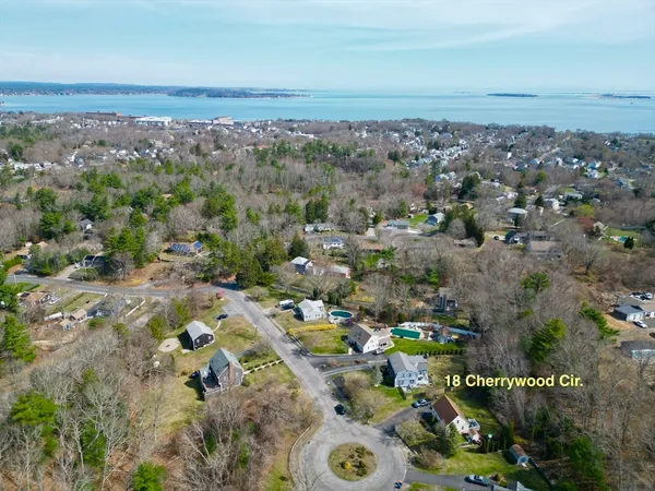 $625,000 | 18 Cherrywood Circle, Plymouth, MA 02360