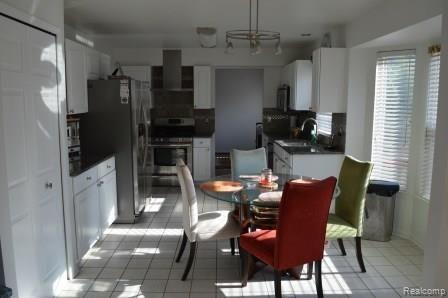 2754 Long Meadow Lane Rochester, MI 48307 - Photo 12 of 45 042.JPG