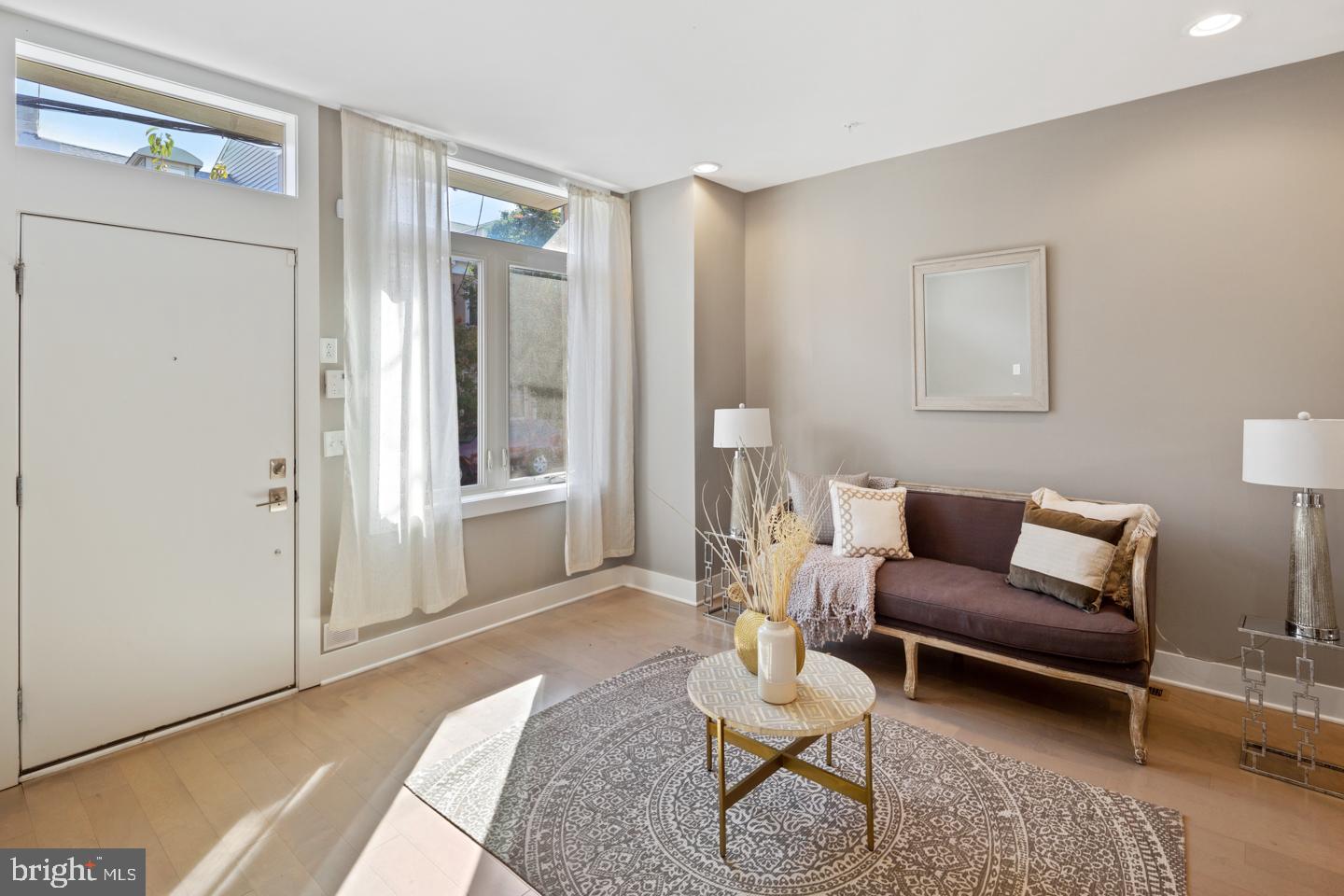 900 North 5th Street, Unit 1 Philadelphia, PA 19123 - Photo 2 of 35