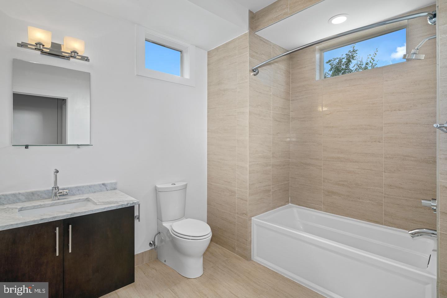 900 North 5th Street, Unit 1 Philadelphia, PA 19123 - Photo 15 of 35