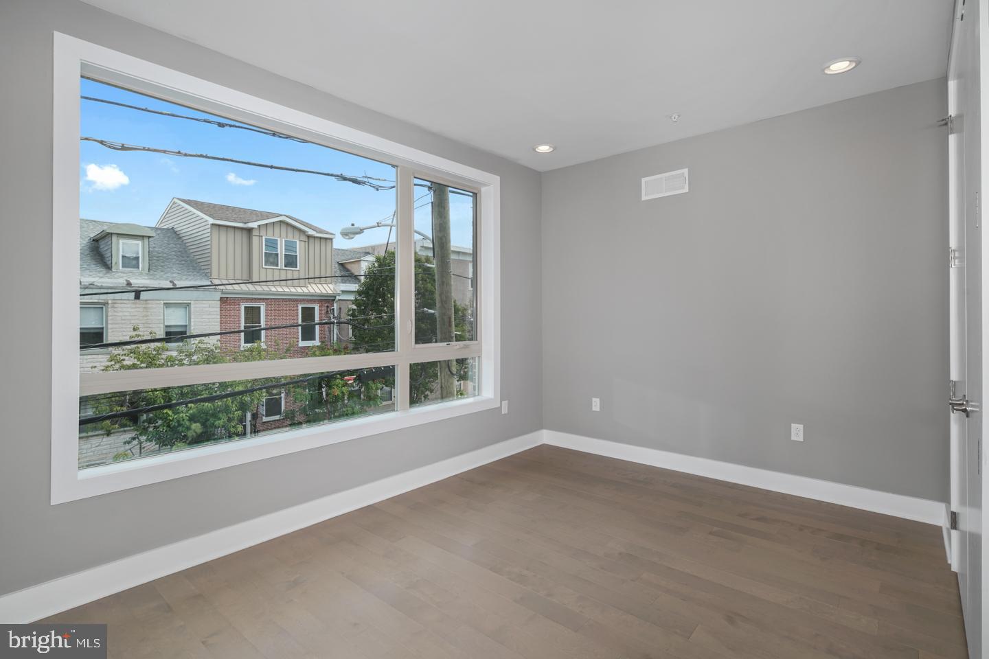 900 North 5th Street, Unit 1 Philadelphia, PA 19123 - Photo 18 of 35