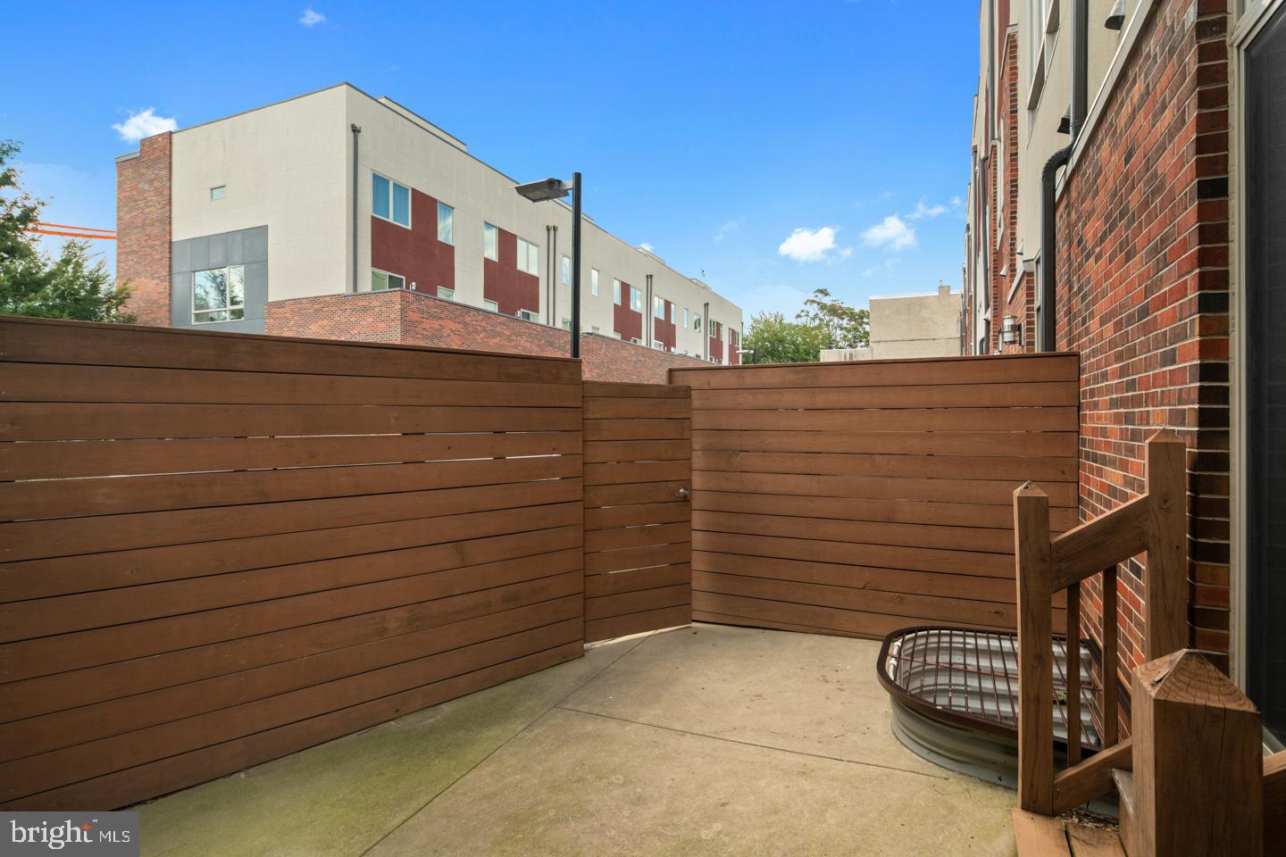 900 North 5th Street, Unit 1 Philadelphia, PA 19123 - Photo 32 of 35