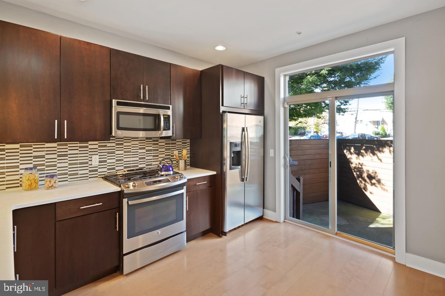 900 North 5th Street, Unit 1 Philadelphia, PA 19123 - Photo 7 of 35