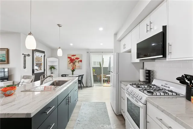 $399,999 | 123 Jasper Street, Unit 12, Encinitas, CA 92024